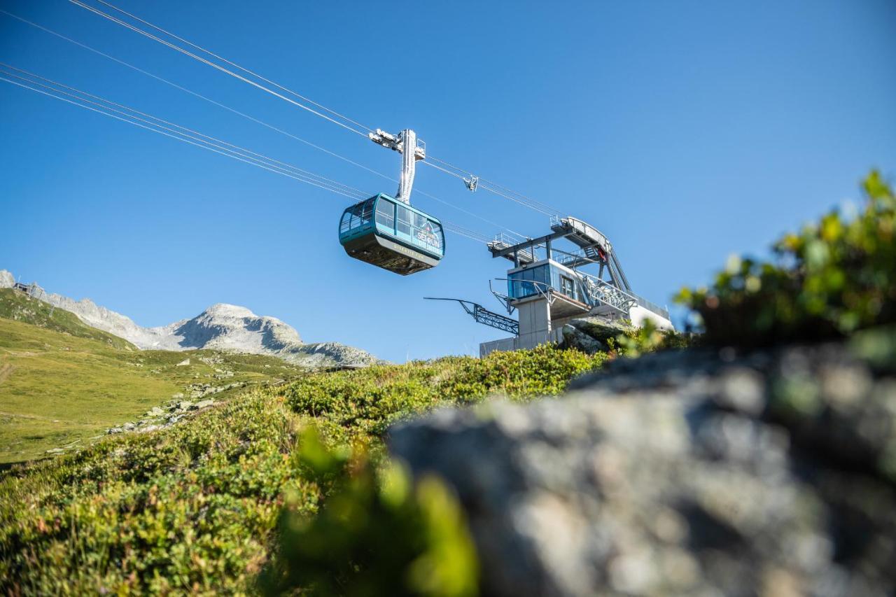 Realp-Andermatt 3,5 Locali Giardino Privato In Mezzo La Natura, Spettacolare Per Appassionati Montanbike, Pesca Ecc In Inverno Fai Sci Di Fondo Dal Giardino E Con Il Treno Davanti A Casa Si Raggiunge In 5Min Il Comprensorio Scistico Di Andermatt Buitenkant foto